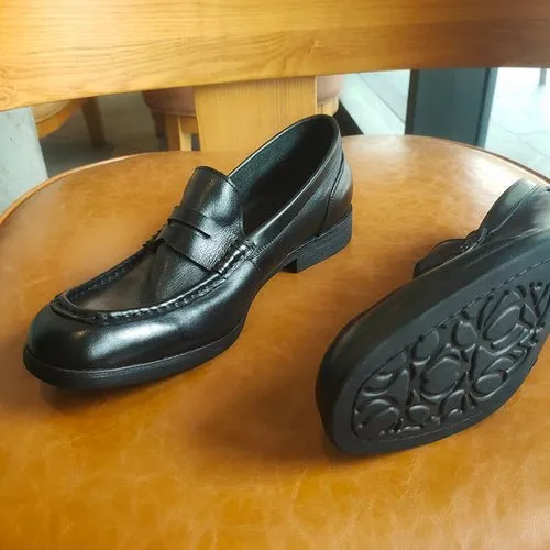 Breathable slip-on casual shoes driving loafers